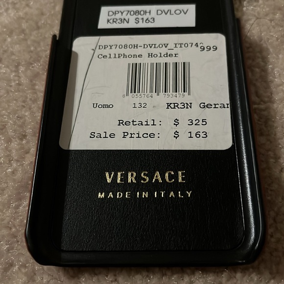 Versace phone case - Picture 4 of 5